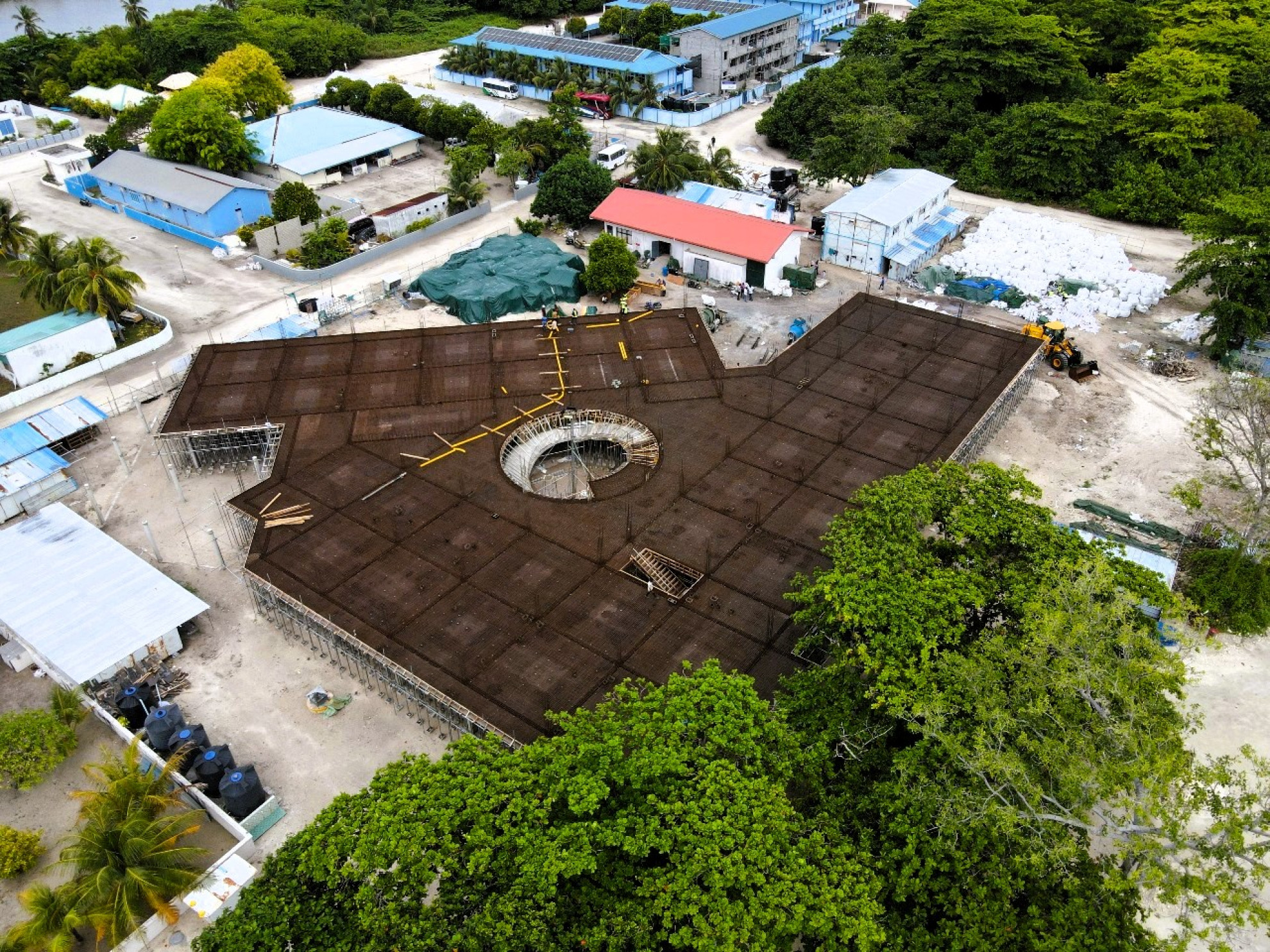 Construction of LH. Hinnavaru Hospital Building